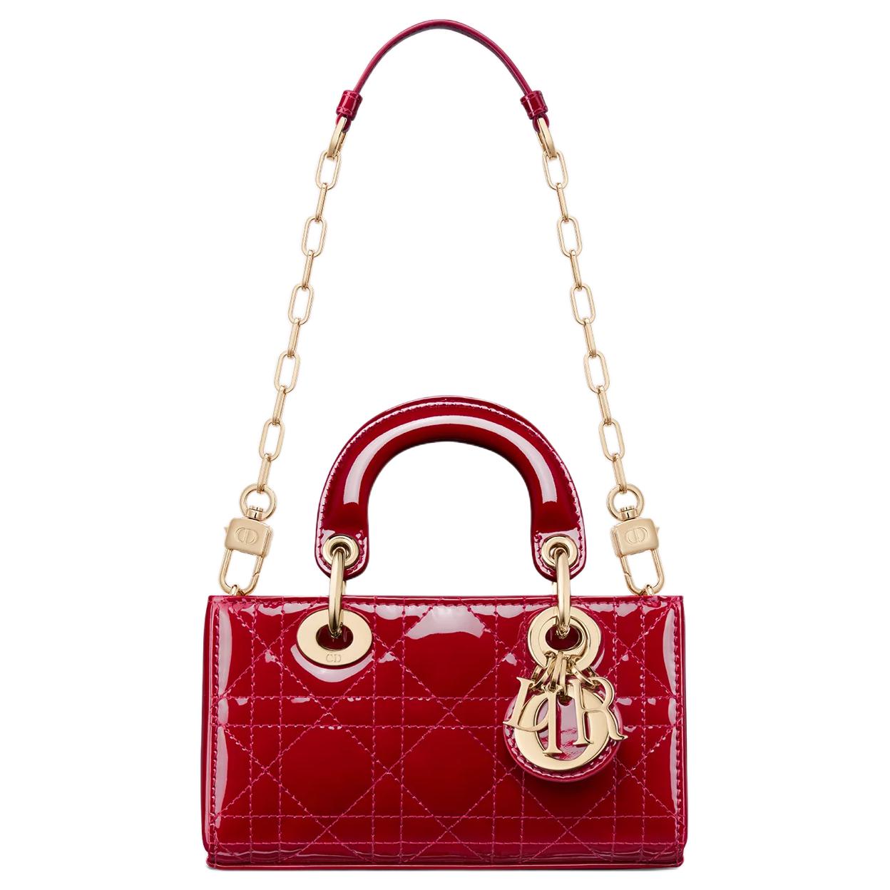 حقيبة Dior Lady D-Joy باللون الأحمر اللامع