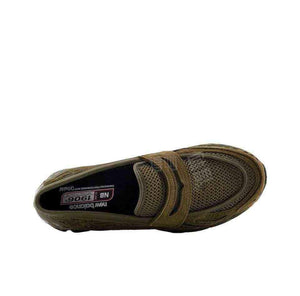 Top-down view designed for نيو بالانس للنساء والرجال focusing on the inner lining and comfortable footbed.