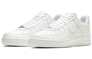 Discover the dynamic perspective of شوز نايك مثل Nike Shoes الفريدة، مع تفاصيل حذاء Air Force 1 أبيض كلاسيكي وجودة حذاء نايك الأصلي ضمن تشكيلة nike schuhe.