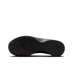 Inspect the durable outsole of Nike Shoes and حذاء نايك الأصلي الذي يضمن راحة شوز نايك، مع ميزات حذاء Nike Air Superfly أسود سنيكر ومواصفات nike schuhe.