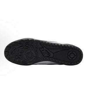 Inspect the durable outsole of Nike Shoes and حذاء نايك الأصلي الذي يضمن راحة شوز نايك، مع ميزات حذاء نايكي تشيل متعدد الألوان | Nike Chill Multicolor ومواصفات nike schuhe.