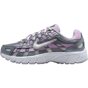 Discover the dynamic perspective of شوز نايك مثل Nike Shoes الفريدة، مع تفاصيل حذاء Nike P-6000 Off-Pink بتصميم رجعي وجودة حذاء نايك الأصلي ضمن تشكيلة nike schuhe.