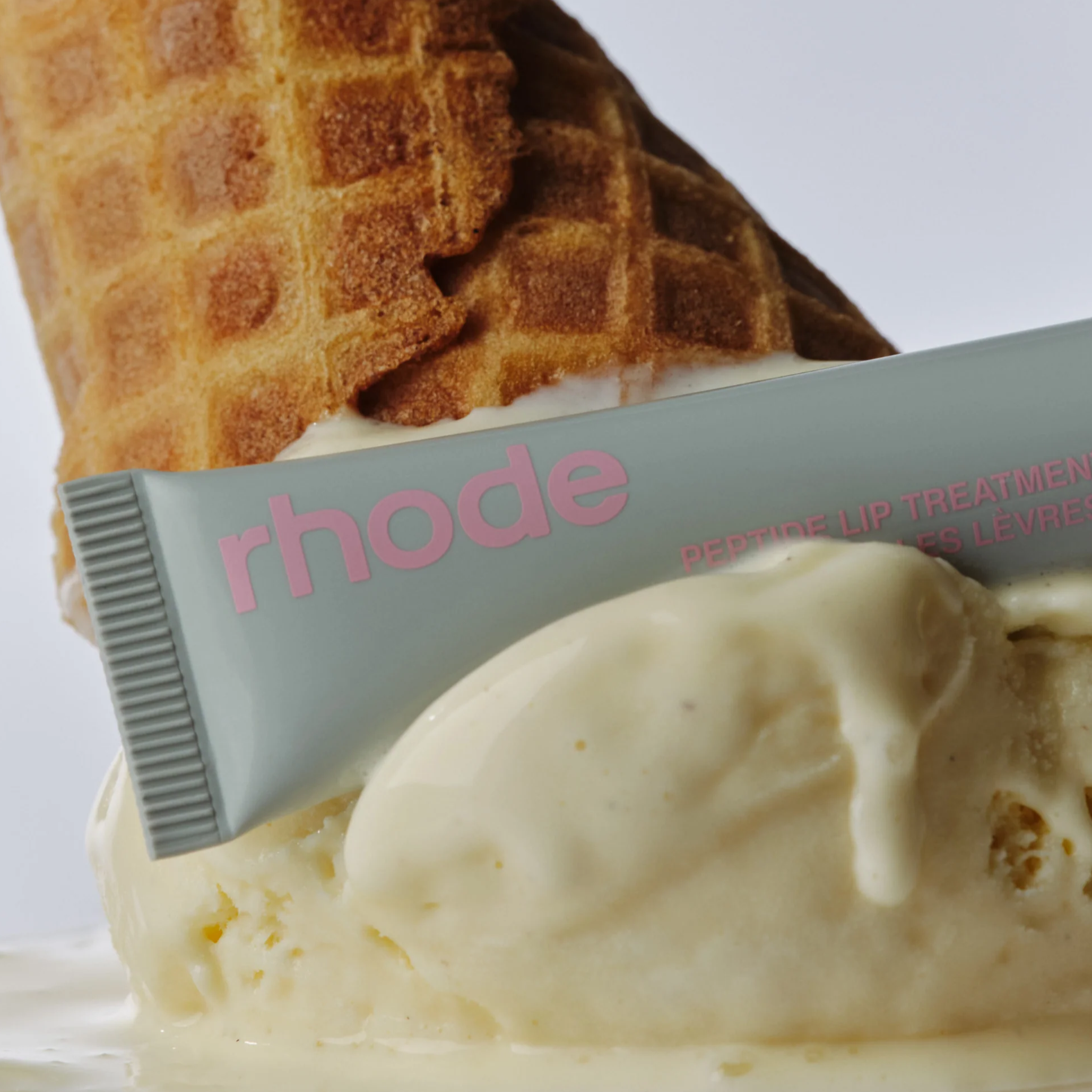 RHODE Moisturizing Lip Balm Soft Lip Care Lip Care Puffy Lips Moisturizing 10ml
