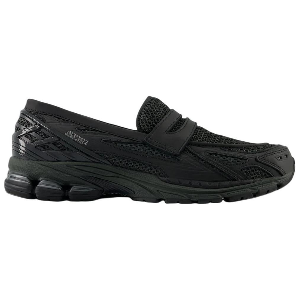 حذاء New Balance 1906L Slip-on باللون الأسود الأنيق