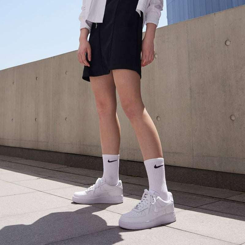 Experience everyday fashion with Nike Shoes and حذاء نايك الأصلي، مما يقدم أفضل خيارات شوز نايك مع حذاء Air Force 1 Low أبيض كلاسيكي وتصاميم nike schuhe.
