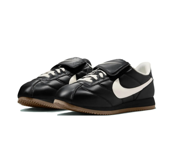Discover the dynamic perspective of شوز نايك مثل Nike Shoes الفريدة، مع تفاصيل حذاء كورتز مريح كاجوال للرجال والنساء باللون الأسود وجودة حذاء نايك الأصلي ضمن تشكيلة nike schuhe.