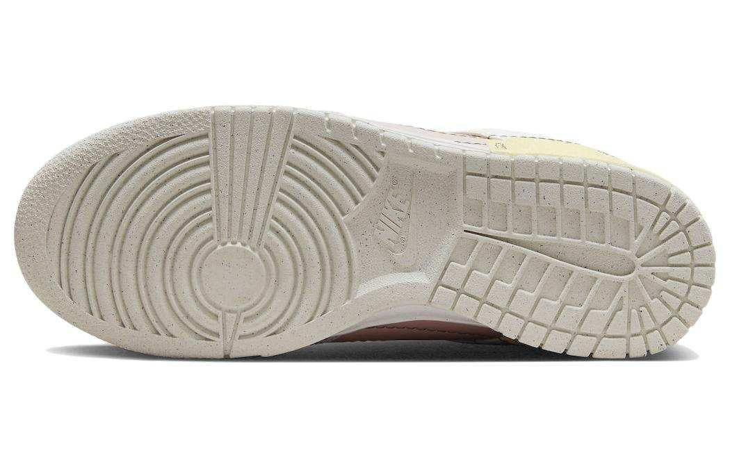 Inspect the durable outsole of Nike Shoes and حذاء نايك الأصلي الذي يضمن راحة شوز نايك، مع ميزات حذاء نايكي دنك لو وردي وأصفر | Nike Dunk Low Disrupt 2 ومواصفات nike schuhe.