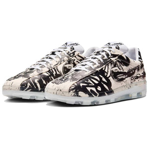 Discover the dynamic perspective of شوز نايك مثل Nike Shoes الفريدة، مع تفاصيل حذاء نايكي جرافيتي أسود وأبيض | Nike Graffiti Black & White وجودة حذاء نايك الأصلي ضمن تشكيلة nike schuhe.