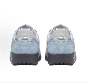 The rear view showcases Nike Shoes details, combining the حذاء نايك الأصلي مع ميزات حذاء نايكي ستريتغاتو أزرق وفضي | Nike Streetgato Blue Silver وجودة شوز نايك وتشكيلة nike schuhe.