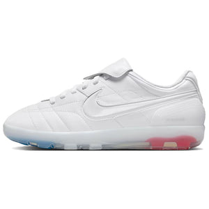 When looking for elegant footwear, Nike Shoes feature the amazing حذاء نايكي x جاكموس أبيض | Nike x Jacquemus White مع روعة حذاء نايك الأصلي للوثوقية، إلى جانب تصاميم شوز نايك ومواصفات nike schuhe.