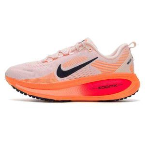 When looking for modern running styles, Nike Shoes feature the amazing حذاء Nike Vomero 18 للجري للنساء لون سايل وبرايت كريمسون مع روعة حذاء نايك الأصلي للوثوقية، إلى جانب تصاميم شوز نايك ومواصفات nike schuhe.