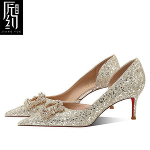 Christiana  حذاء كعب عالي Glitter مزين بـ Crystal Buckle أنيق.