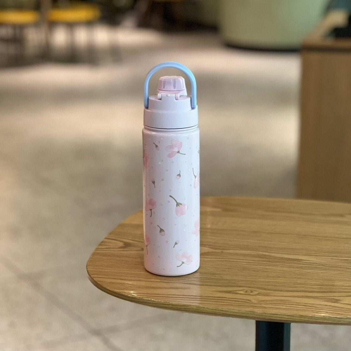 Starbucks Cup 2025 Cherry Blossom Spring Bloom Pink Girl's Heart Cold Glass Stainless Steel Straw Insulated Water Cup.