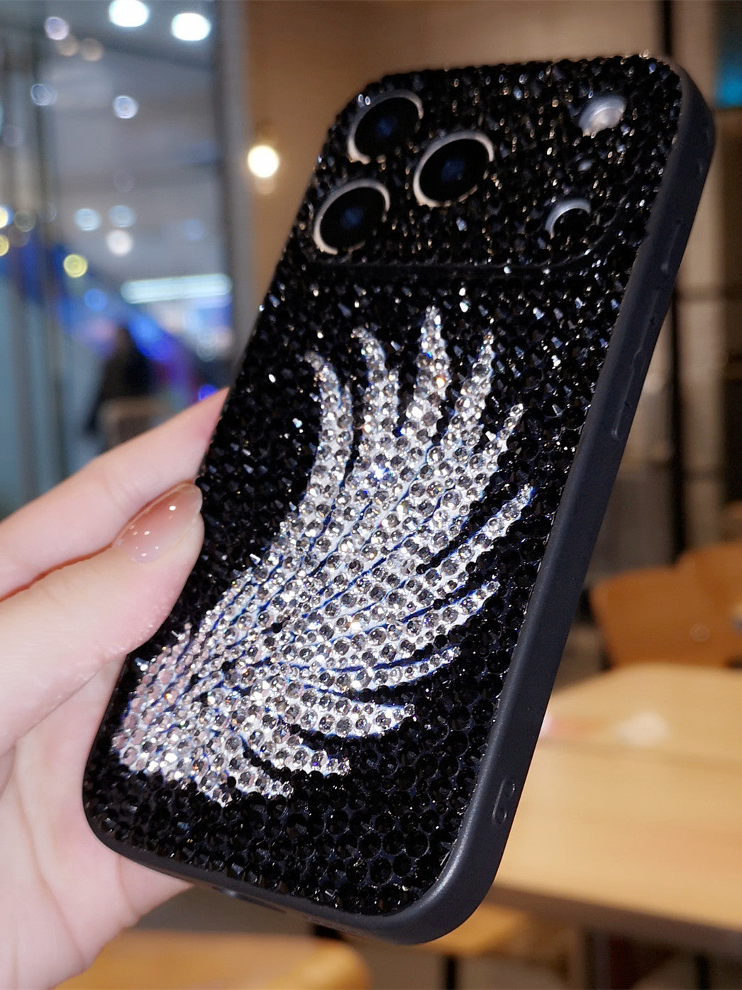 كفر آيفون iPhone Case مرصع بالكريستال بتصميم أجنحة أسود