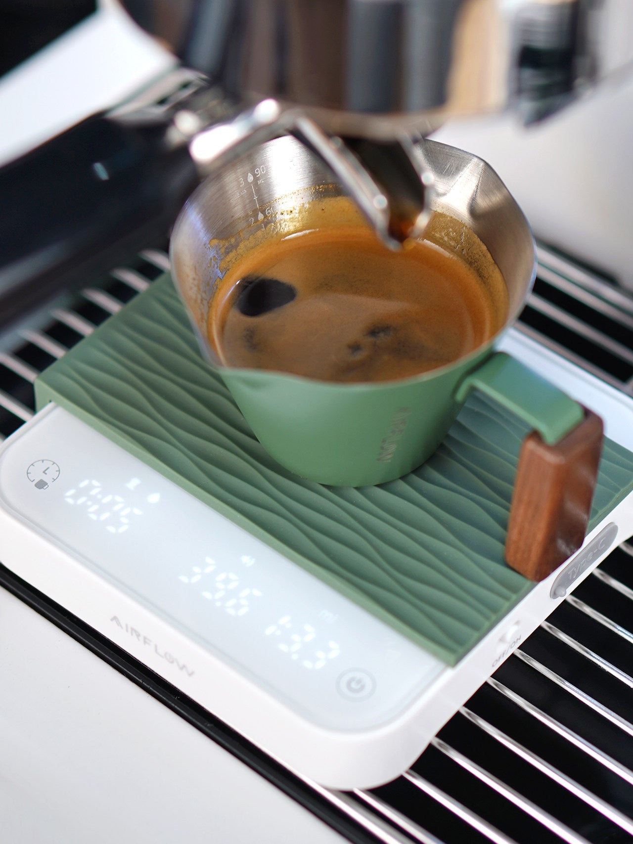 AIRFLOW AIR FLOW COFFEE SCALE, POUR-OVER COFFEE CHRONOGRAPH SCALE, PORTABLE RECHARGEABLE MINI ELECTRONIC SCALE