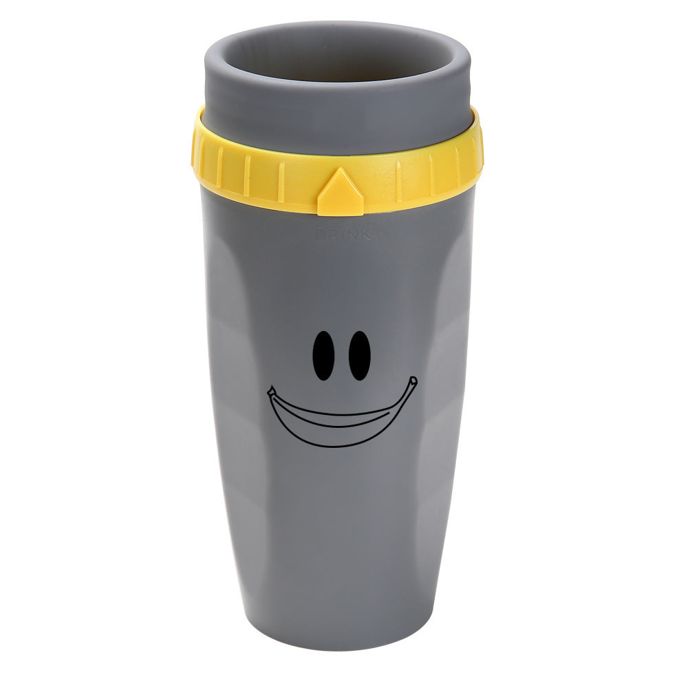 كوب Twizz Mug مانع للتسرب بتصميم مرح وشعار كرتوني