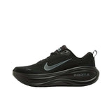 Inspect the complete look of Nike Shoes and حذاء نايك الأصلي الذي يضمن راحة شوز نايك، مع ميزات حذاء Nike Vomero Plus أسود للجري ومواصفات nike schuhe.