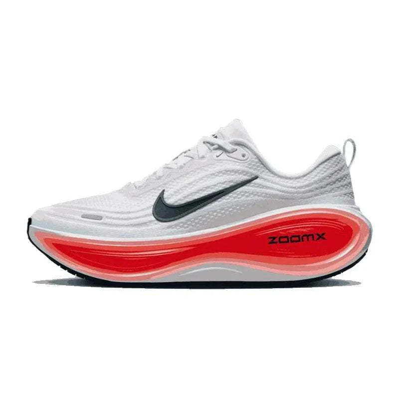 View the side profile of the حذاء نايك الأصلي featuring Nike Shoes design, representing the finest شوز نايك المميز مع حذاء Nike Vomero Plus للجري على الطرق للرجال لون مرجاني وتصاميم nike schuhe.