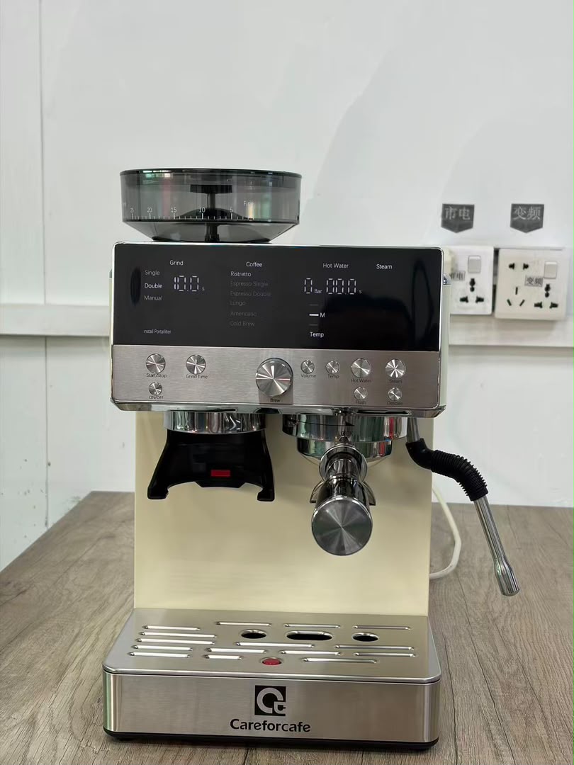 ماكينة تحضير اسبرسو منزلية Careforcafe باللون الكريمي front studio view.