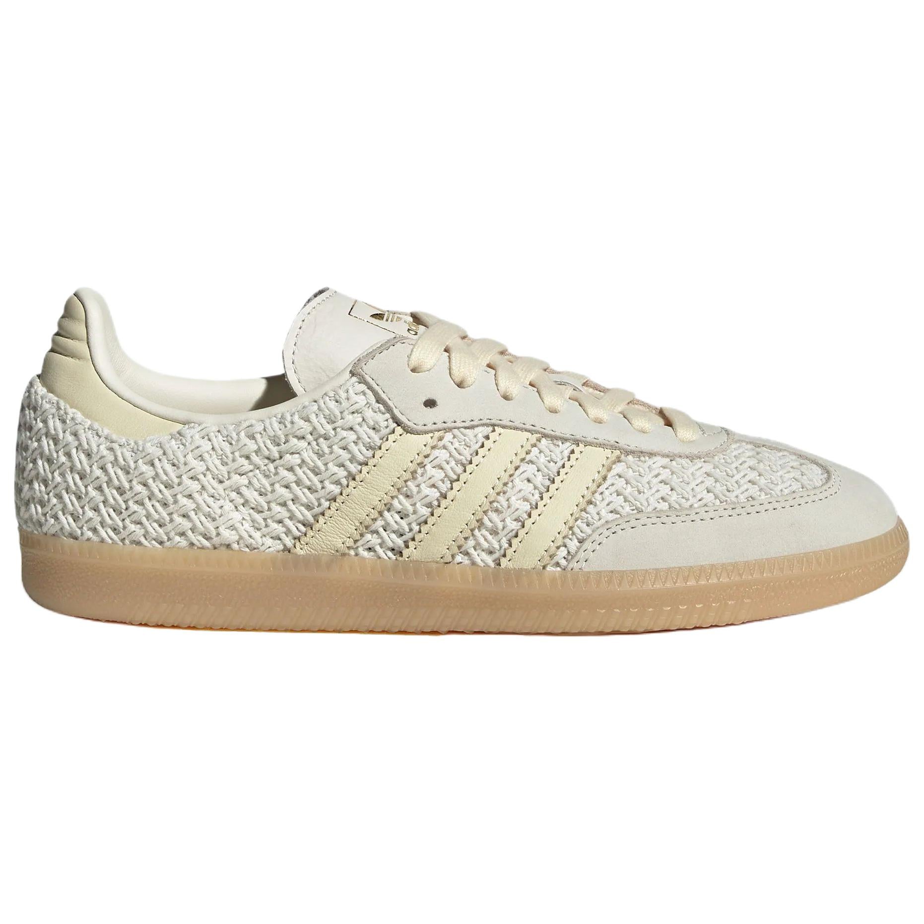 حذاء Adidas Samba OG بنسيج كريمي وجلد سوييد